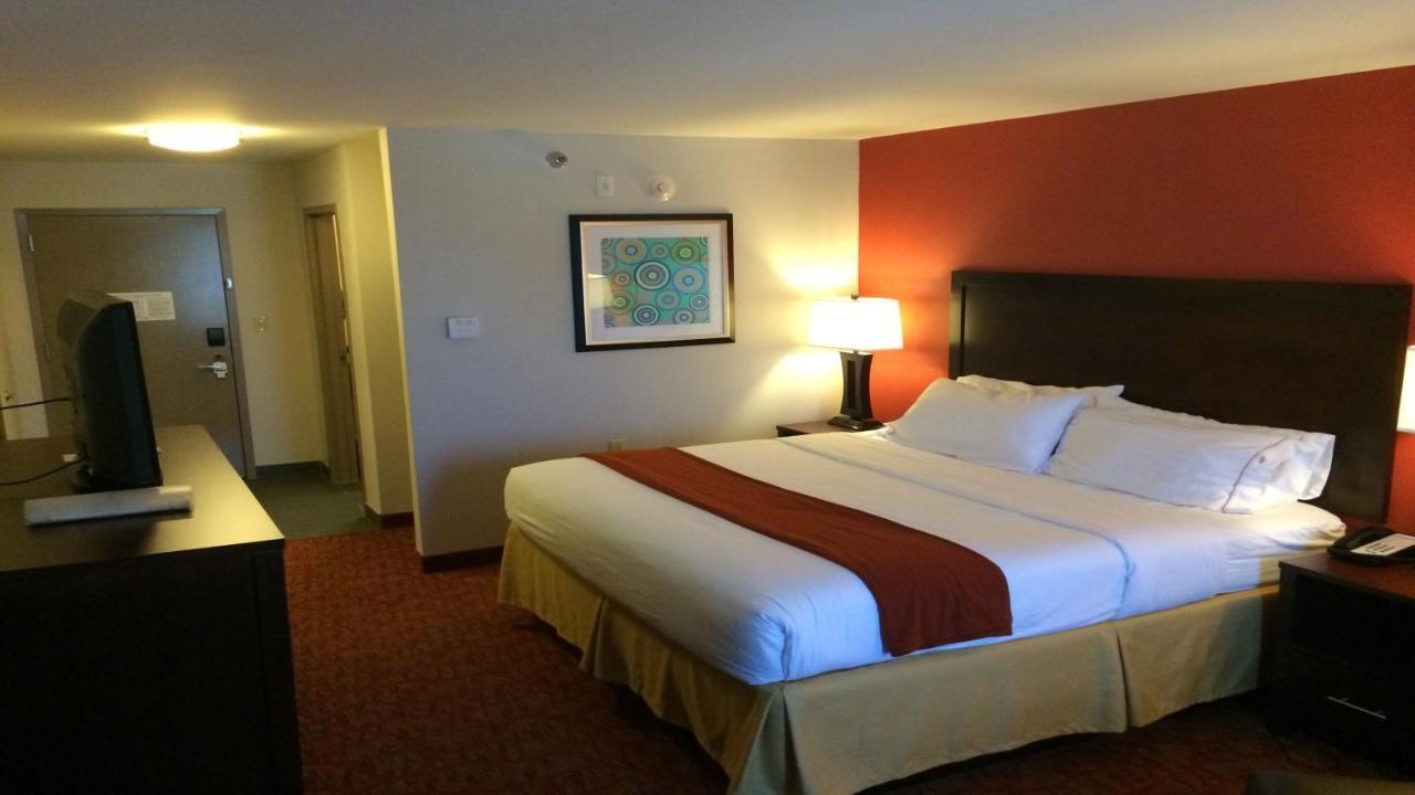 Holiday Inn Guin By Ihg Twin Экстерьер фото