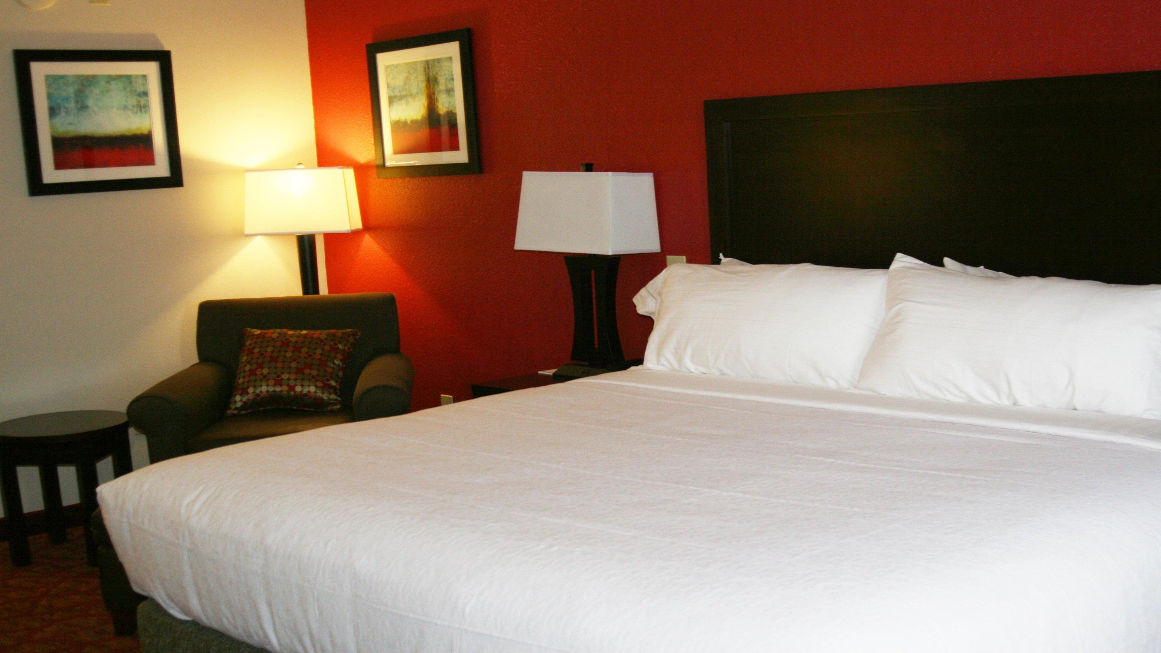 Holiday Inn Guin By Ihg Twin Экстерьер фото