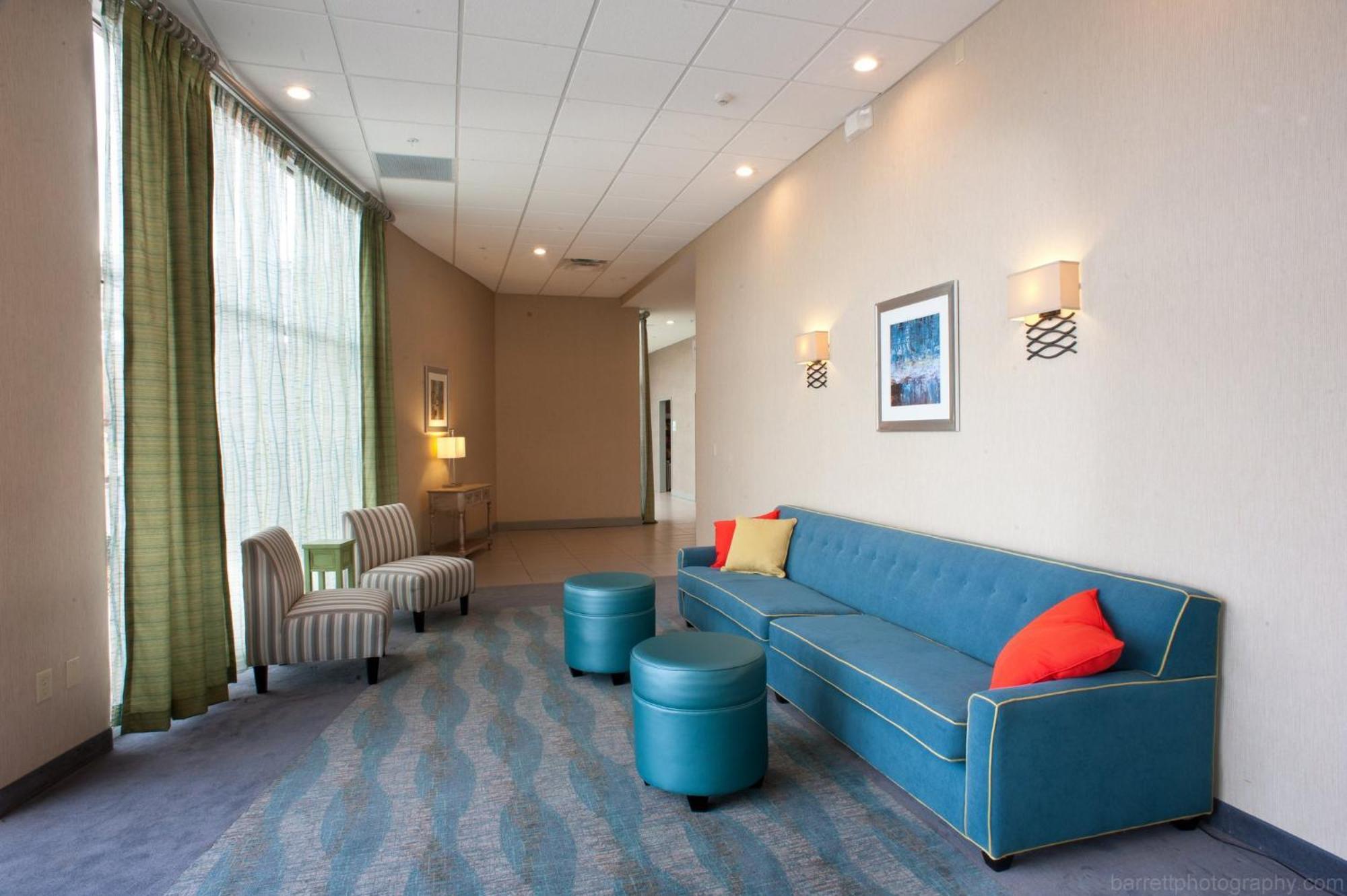 Holiday Inn Guin By Ihg Twin Экстерьер фото