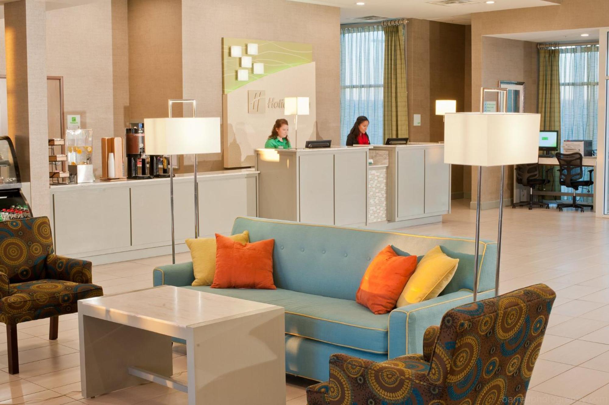 Holiday Inn Guin By Ihg Twin Экстерьер фото